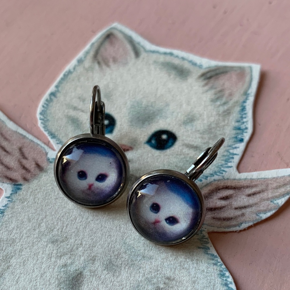 Glass Cat Kitten Earrings